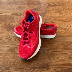 Saucony freedom size 7.5